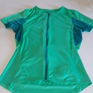 Pearl Izumi bike shirt.